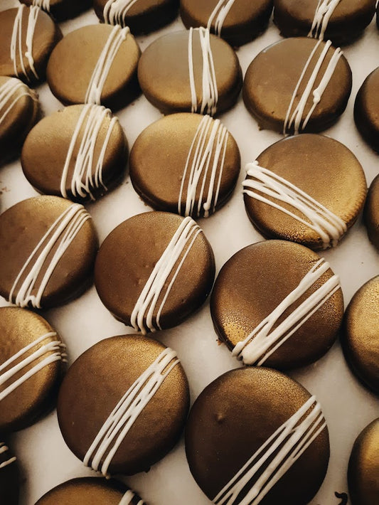 Chocolate Covered Oreos {Classic}