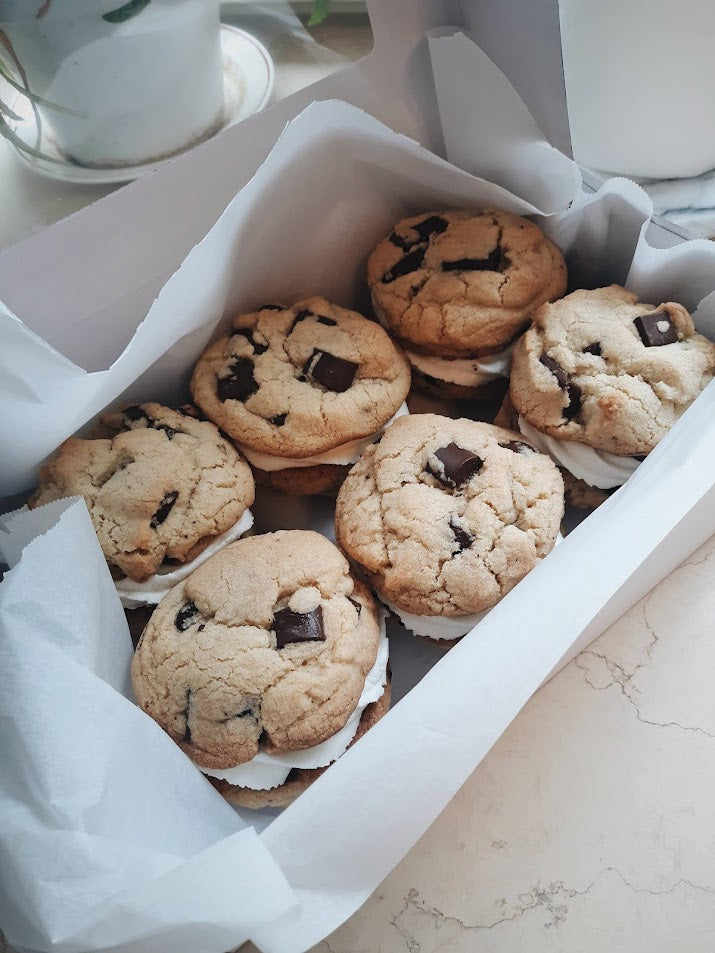 GLUTEN FRIENDLY & DAIRY FREE Chocolate Chunk Cookie Sandwiches