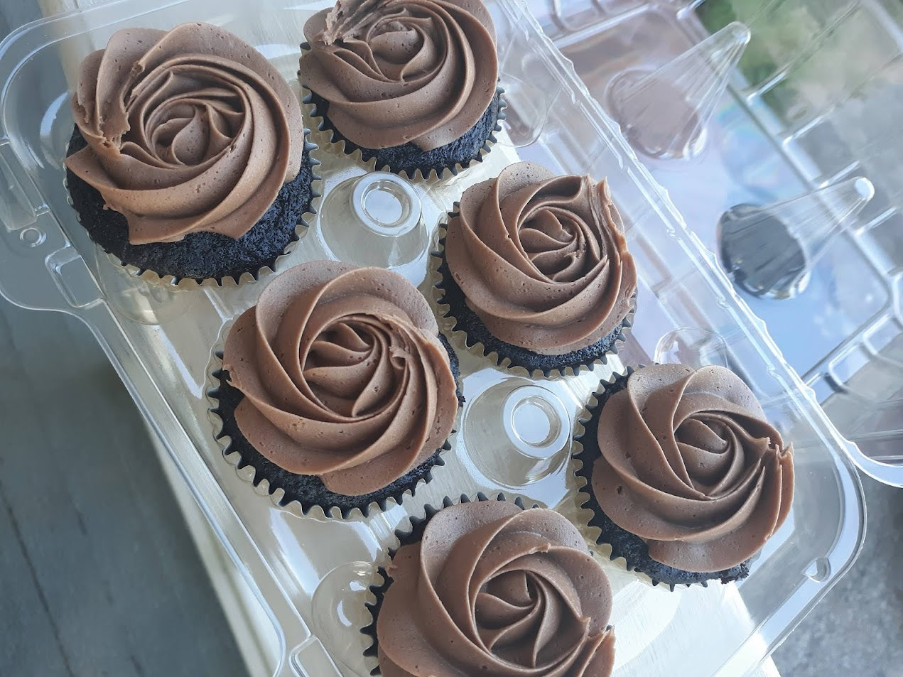 Classic Cupcakes with Rosettes