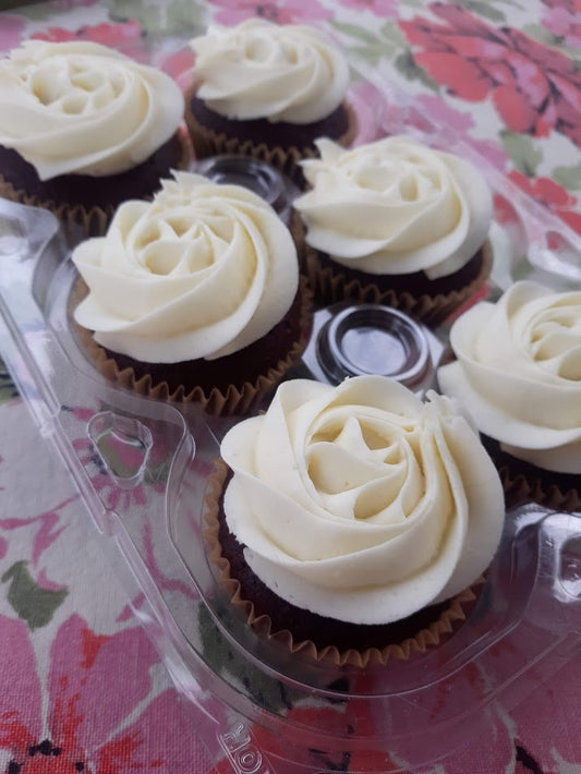 Classic Cupcakes with Rosettes